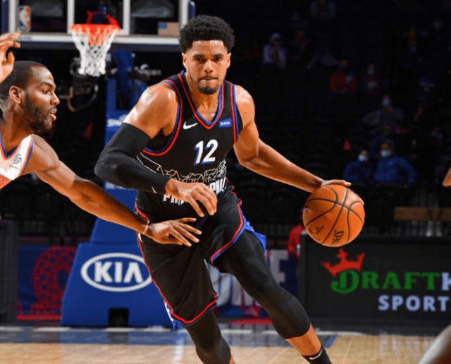 关于亚冠今晨再迎强敌，纽约尼克斯回应争议，主帅态度——赛场秩序良好，赛程密集仍需轮换的信息南宫28