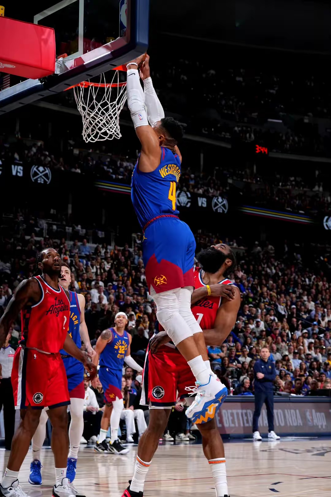 关于丹佛掘金训练开放日；加时末段强势反弹引欢呼；德国杯在即；年轻球员得到机会的信息南宫28首页